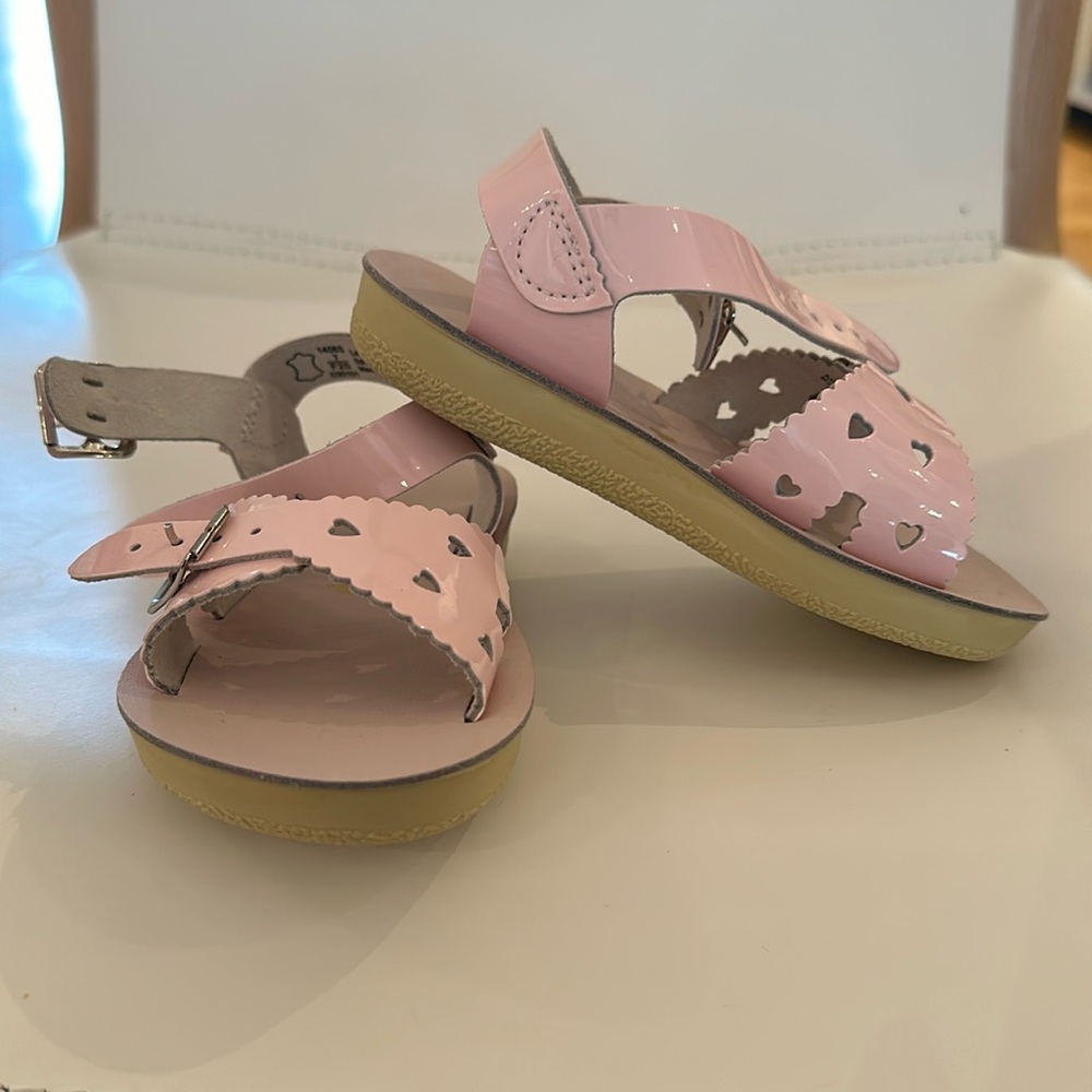 Saltwater Sandals, size 7 toddler